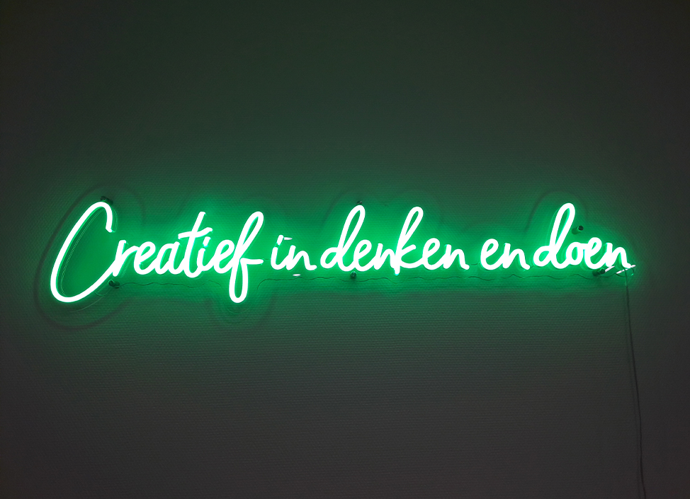neon-neonverlichting-neonbord-neonlamp-ciustomlogo-customneon